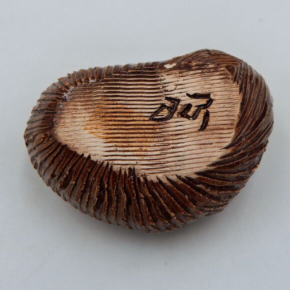 Artesania Rinconada Sea Otter With Shell Figurine Art Pottery Uruguay 3.5 Inch - Picture 8 of 9